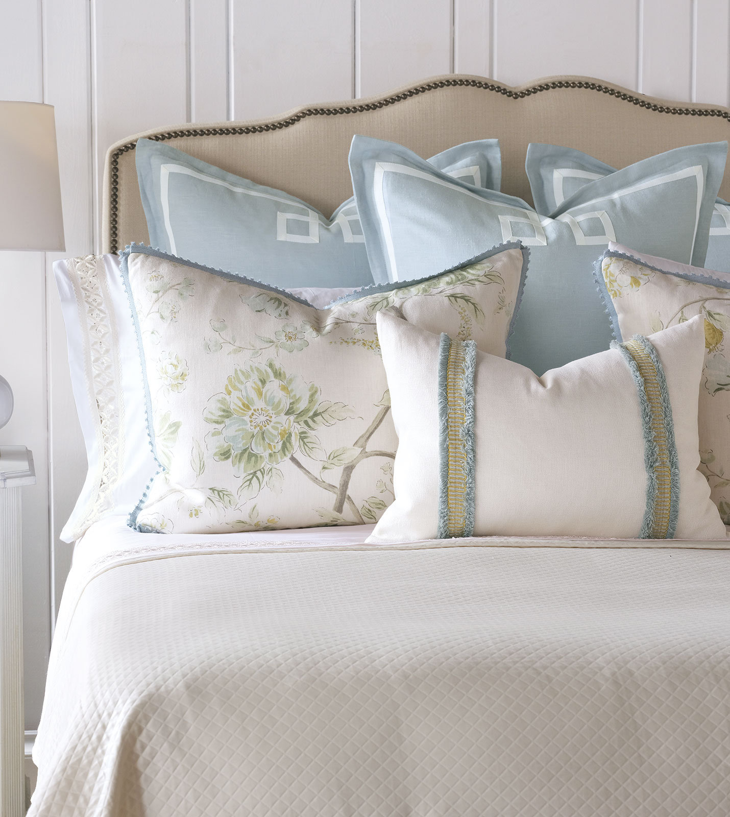 Eastern Accents Ophelia Ivory Egyptian Certified Cotton Reversible