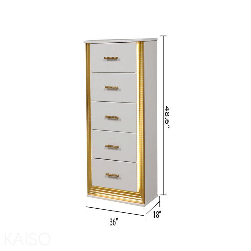 Commode 5 tiroirs Style en bois et finition dorée