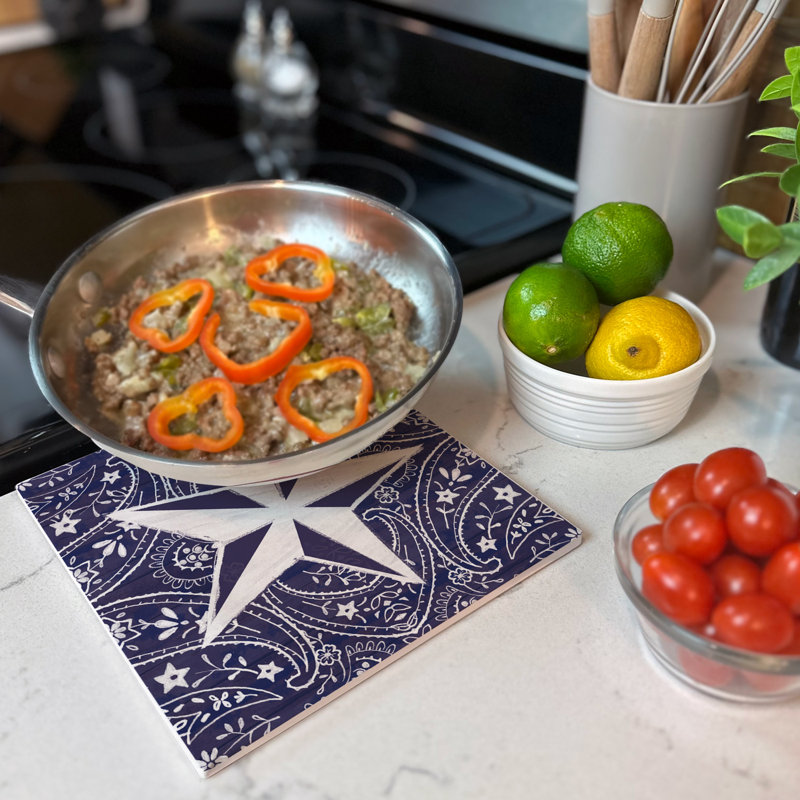 Dessous-de-plat décoratif en pierre Lark Manor ™ Bandana