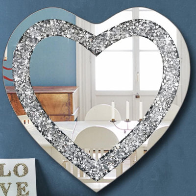 Crystal Crush Diamond Heart Shaped Silver Mirror For Wall Decoration 24X24x1 Inch Wall Hang Frameless Mirror Acrylic Diamond Décor.