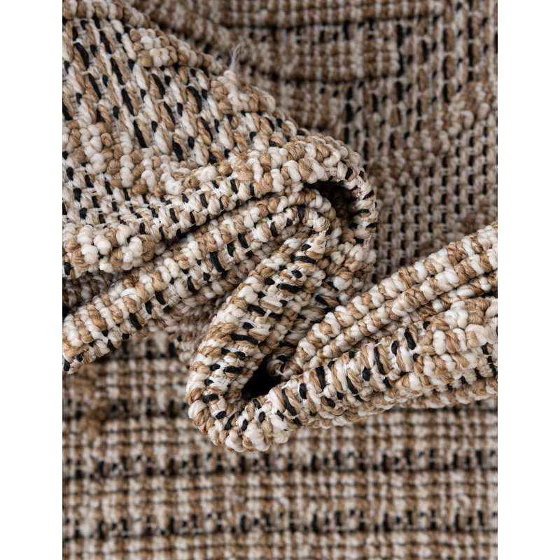 Tapis en polypropylène tissé à la machine à motif géométrique de couleur kaki, Carré 7 pi 10 po