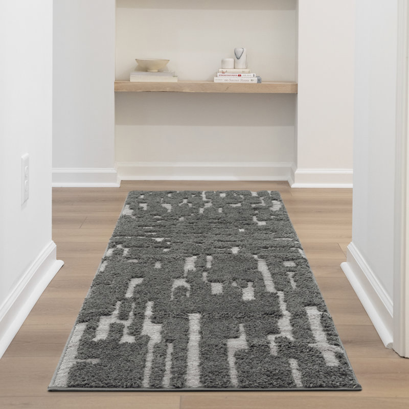 Tapis d'intérieur gris à poils longs Kierre, Tapis de couloir 2 pi 3 po x 7 pi 7 po