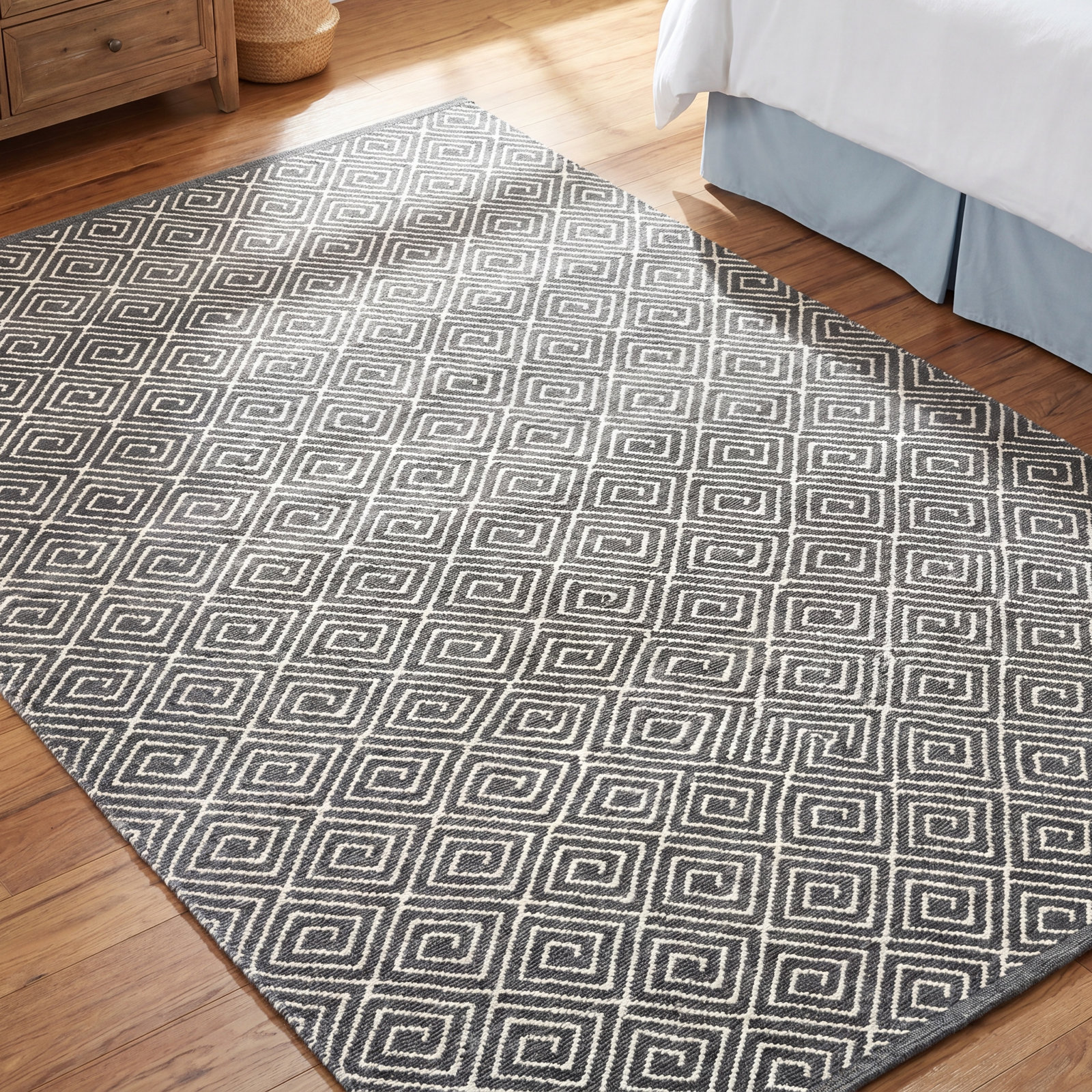Grey Ivory Hand-Woven Geometric Wool Rug, Rectangle 8' x 10'