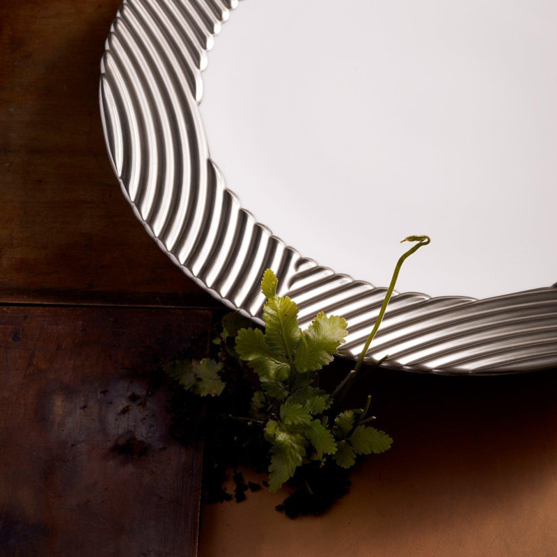Corde Platinum Charger - Wide Border