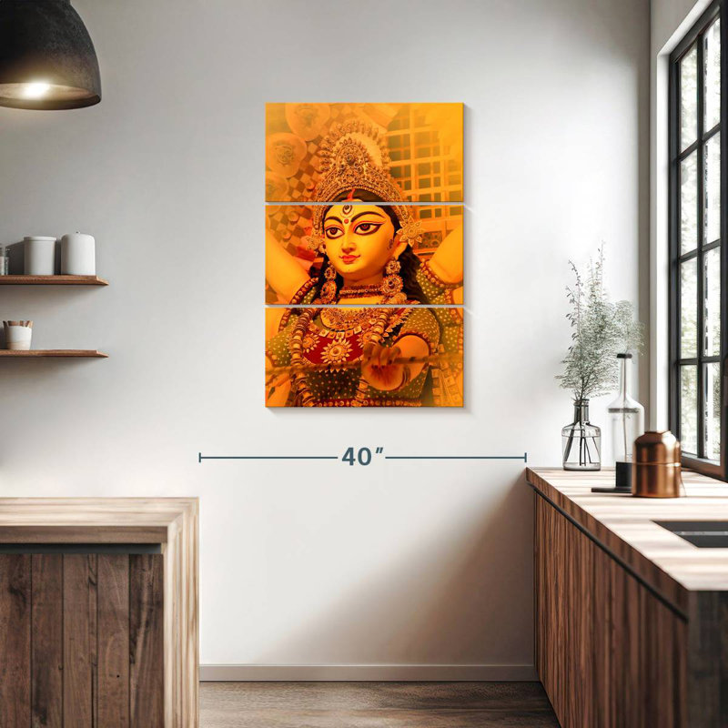 Statue du Festival Adella Durga, H 38 po x l 24 po