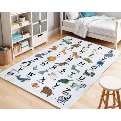 Tapis juvénile alphabet juvénile 8 pi x 11 pi gris et vert 8 pi x 11 pi
