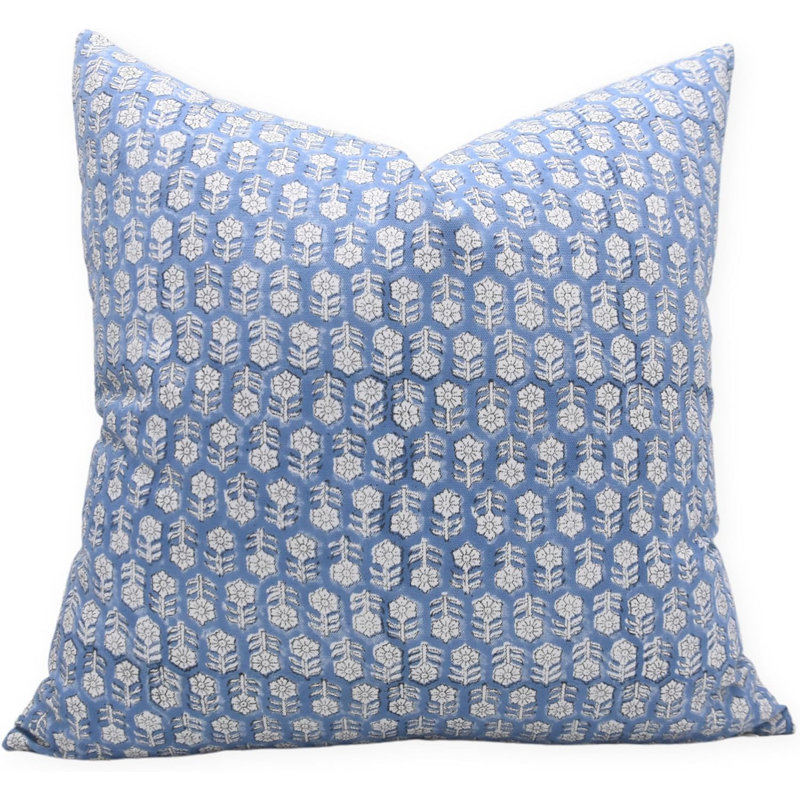 Housse de coussin en coton imprimé à la main Fabividine - Tulsi Buti, H 24 po x l 24 po, Bleu