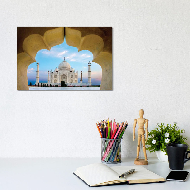 Taj Mahal Exterior View, Agra, Uttar Pradesh, India - Wrapped Canvas Print, 20.32 cm H x 30.48 cm W