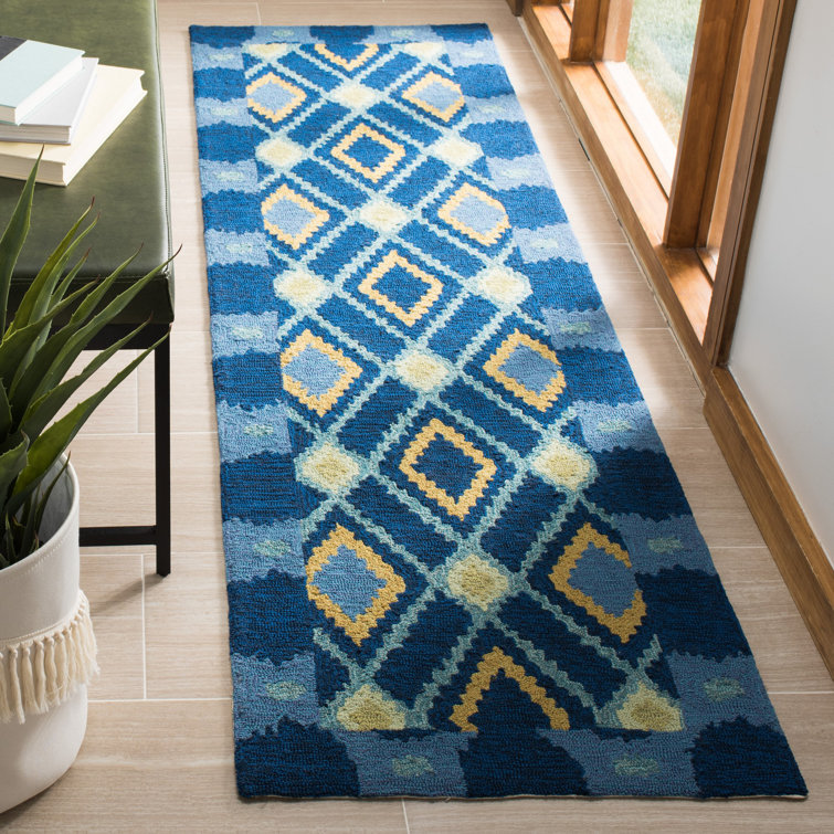 Tapis bleu crocheté à la main Bowden