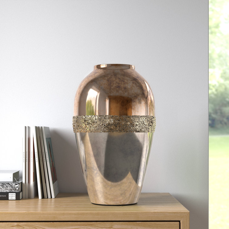 Madeley Glass, Metallic Vase, Champagnene