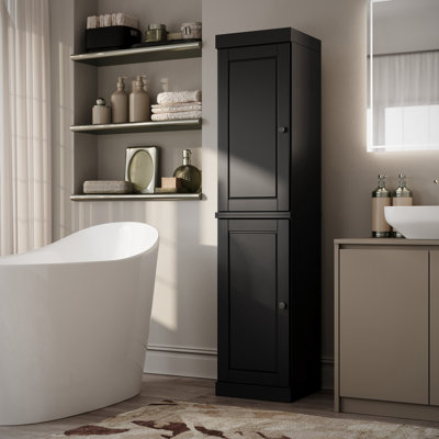 Armoire de rangement de salle de bain 100% bois massif, portes à panneaux surélevés, 4 tiroirs, tablettes réglables, 16,5 po de largeur, 71,5 po de hauteur
