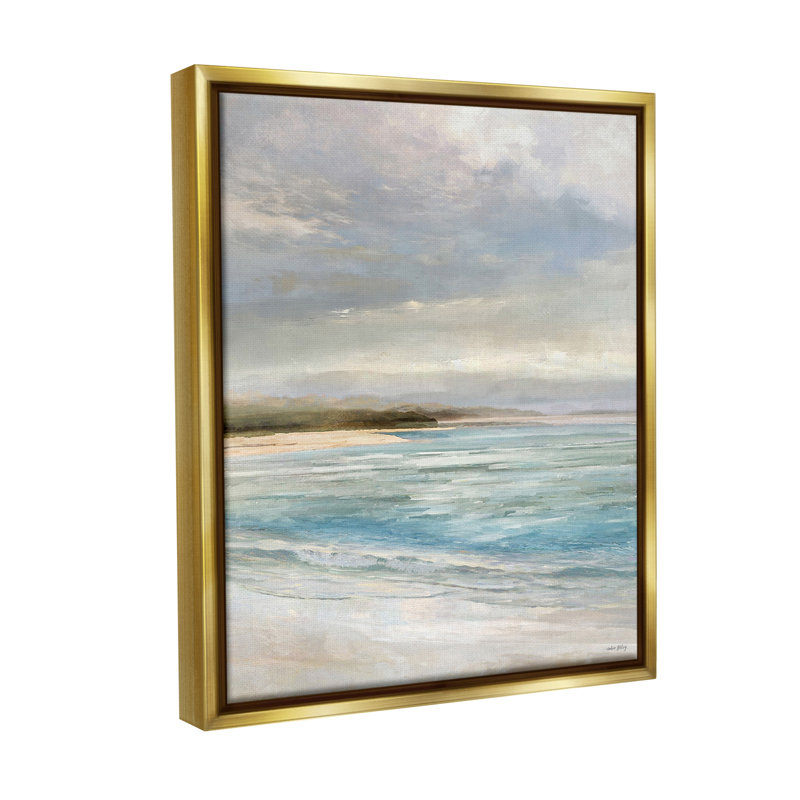 «Overcast Beach Scenery Floater Frame» par Amber Sterling sur toile, Cadre flottant métallique doré, H 31 po x l 25 po