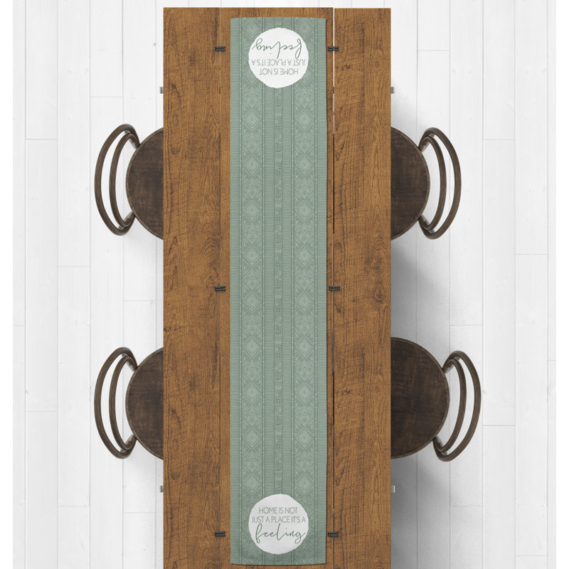 Chemin de table Malvern, L 90 po x l 16 po