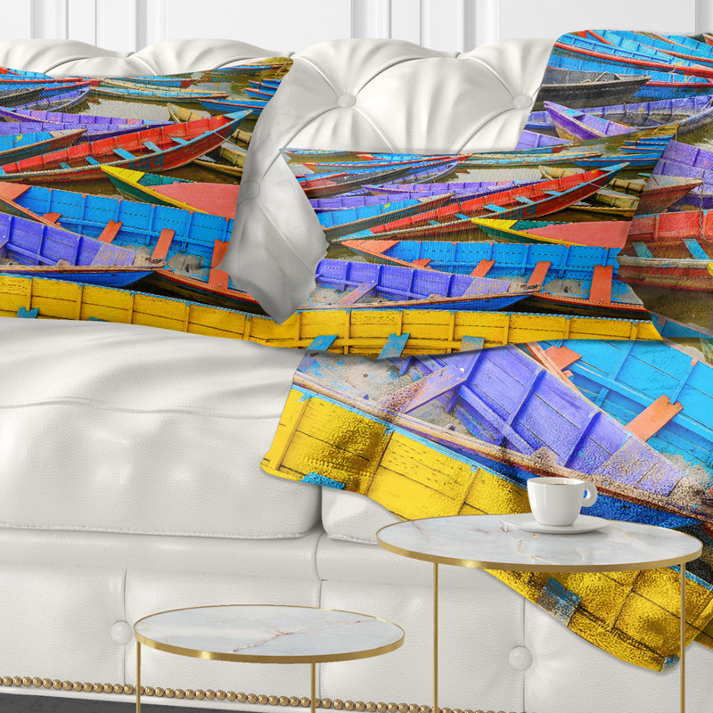 Coussins décoratifs de vieillesse de couleur dans un coussin lombaire lake