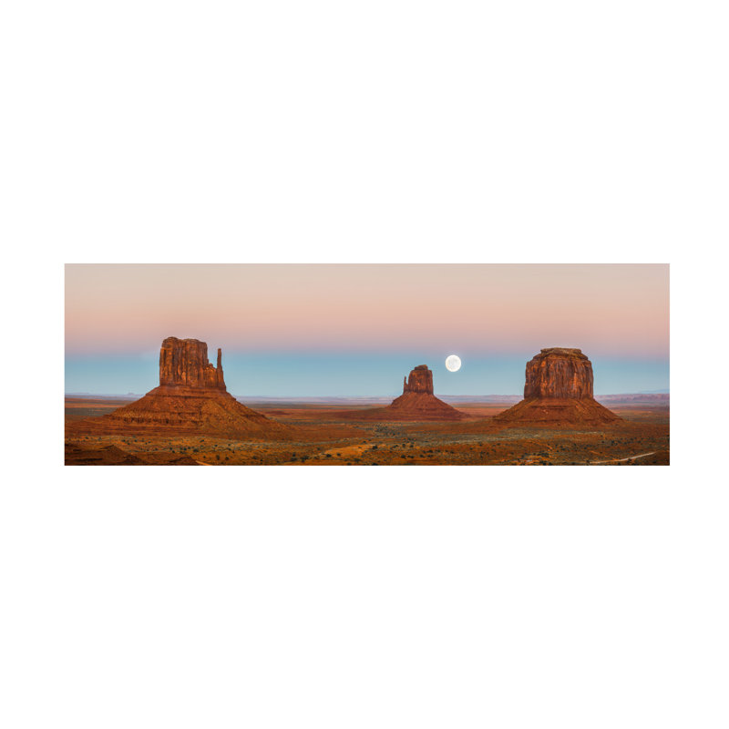 Art mural sur toile tendue - «Super Moon in Monument Valley» de Jon Evan pour décoration de salon, de chambre à coucher ou de bureau - 6 x 19