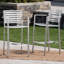 Tabourets de bar extérieurs durables de 29,50 po avec cadre en aluminium antirouille, ensemble de 2, idéal pour les terrasses et les barbecues