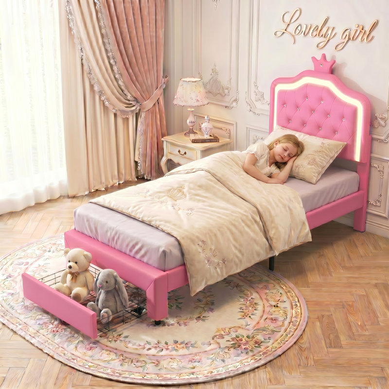 Bed, Pink