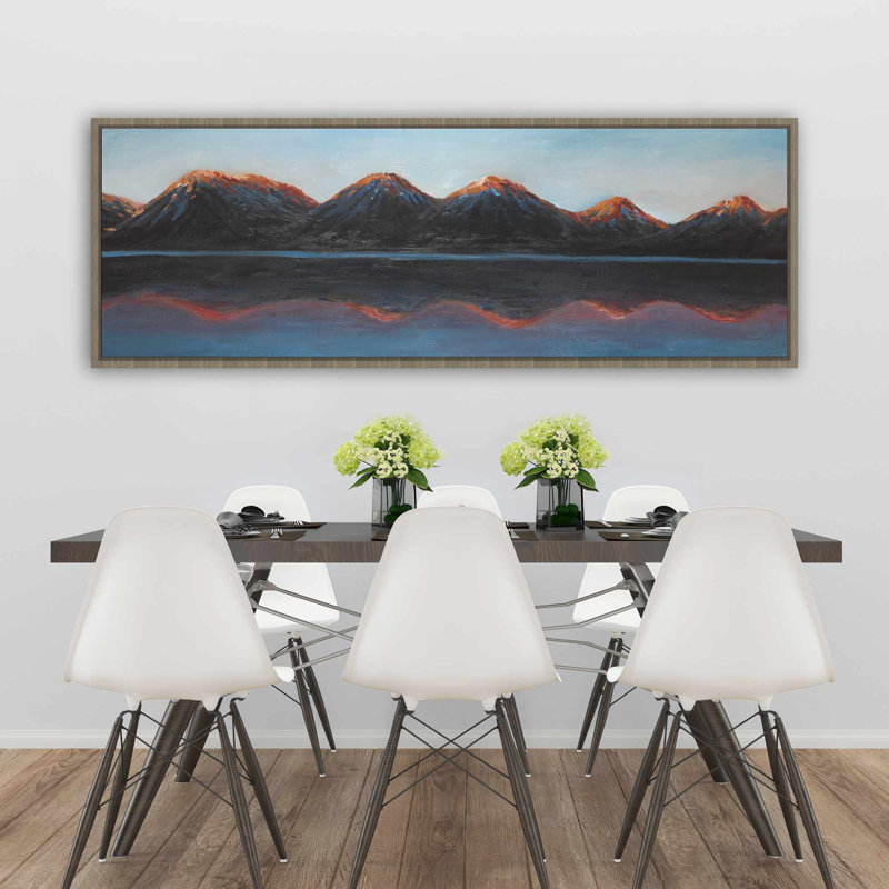 Montagnes et lac calme - Toile encadrée bleue contemporaine, H 61,25 po x l 21,25 po