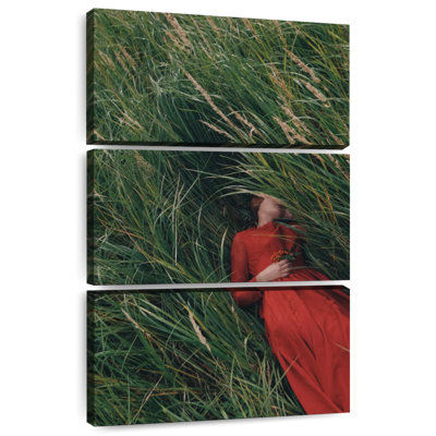 Leisha Woman In Red