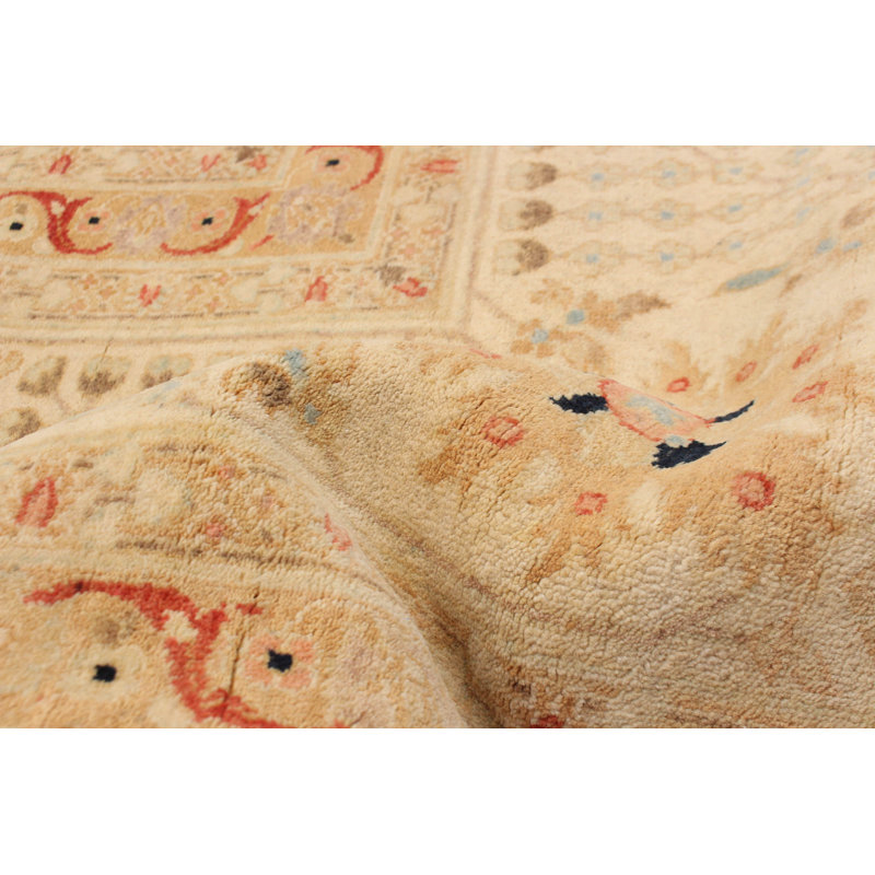 Tapis rouge 18 de 20 Arabelle 12 pi 3 po x 15 pi 0 po