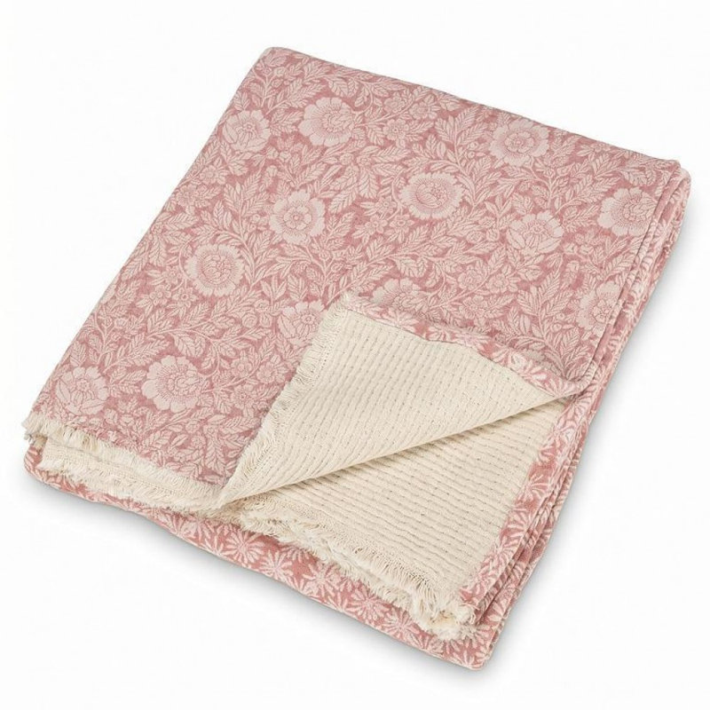 Rose Jacquard Pattern Throw
