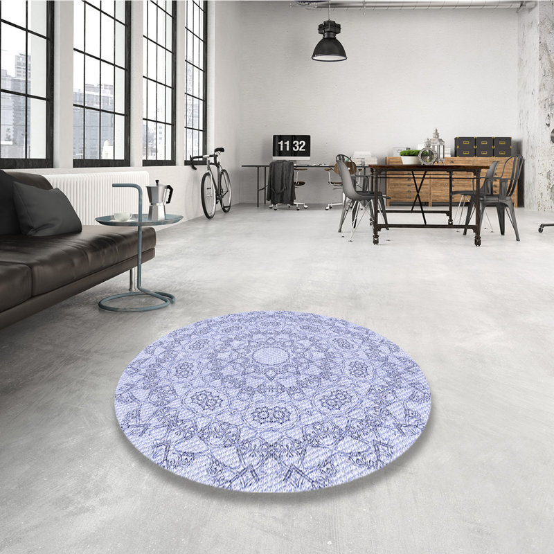 Indoor Rug, Round 8'