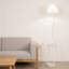 Lampe sur pied moderne plissée crème avec plateau de table et ampoule à intensité variable, support de charge sans fil