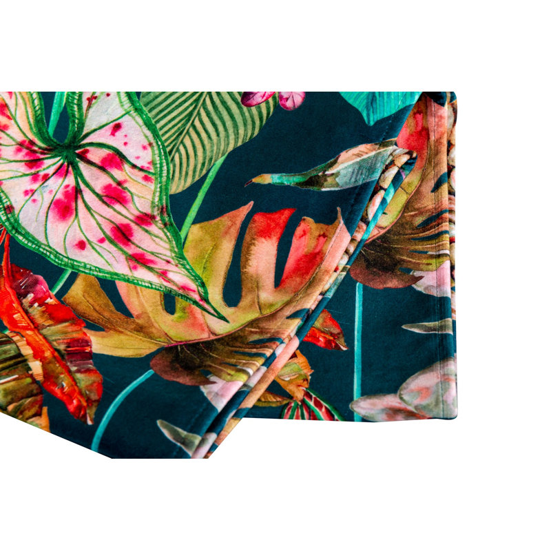 Erico Leaves Velvet Table Runner