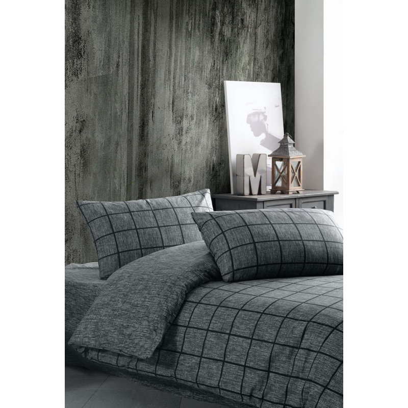 100% Cotton Ranforce Double Quilt Cover Set, Black | Includes 79 x 87 in Duvet Cover, 63 x 79 in Fitted Sheet + 20 x 28 in Pillowcases (2) | Pigment Printing, Machine Washable, Elegant Button Closure Design