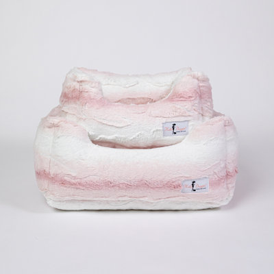 Dejaun Pet Bed