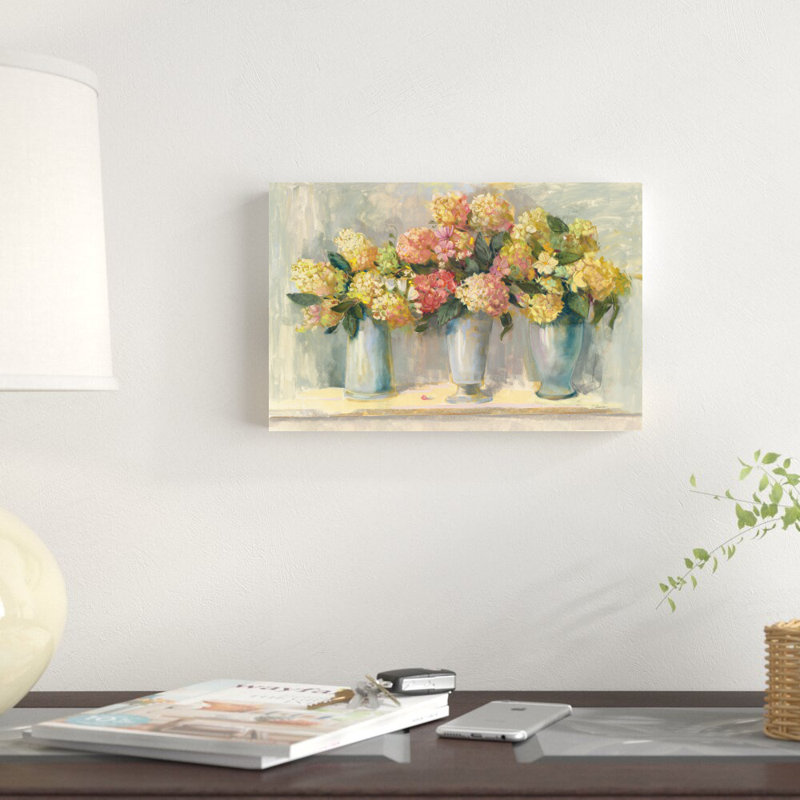 «Ivory and Blush Hydrangea Bouquets» par Carol Rowan, reproduction d'art sur toile tendue, H 8 po x l 12 po