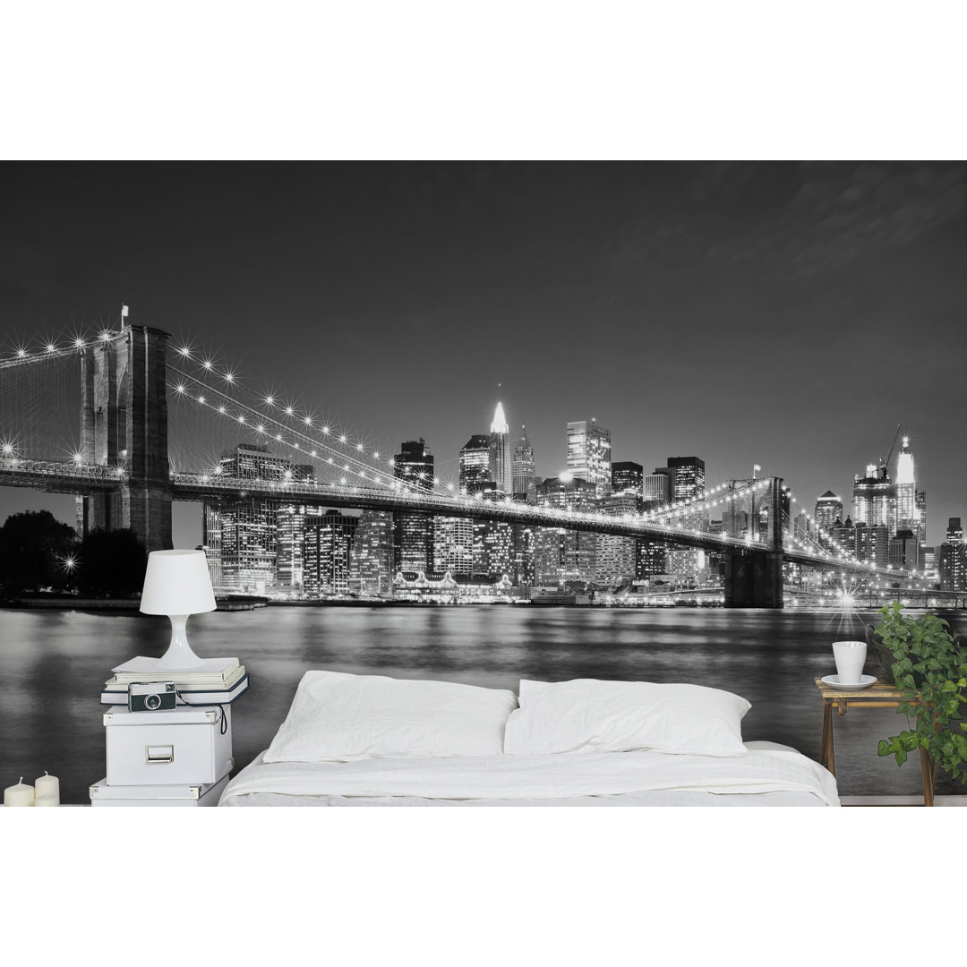 Nighttime Manhattan Bridge II 1.9m x 288cm Wallpaper