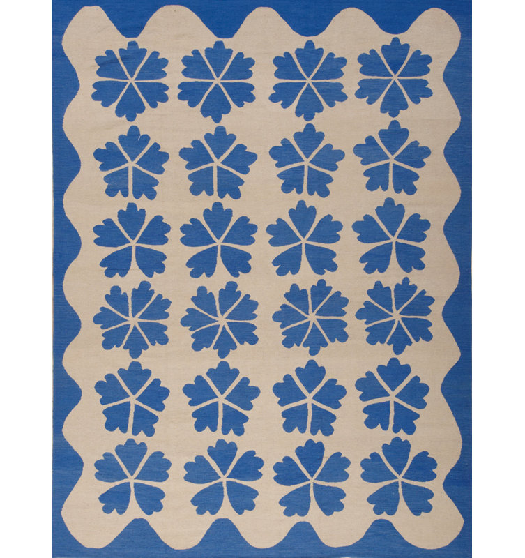 Floral Area Rug in Blue