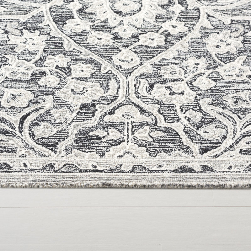 Juniper Hand Tufted Wool; Cotton Oriental Rug in Black/Ivory, Rectangle 4' x 6'