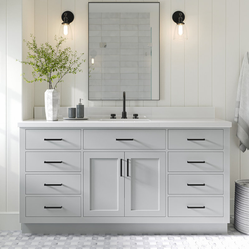 Meuble-lavabo simple en bois massif 66 po avec plateau en quartz blanc Thornaby, Forme rectangulaire, Gris