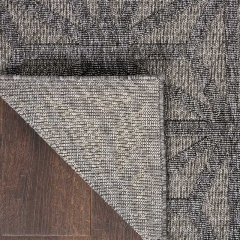 Etta Avenue™ Allesandra Geometric Indoor/Outdoor Rug & Reviews | Wayfair