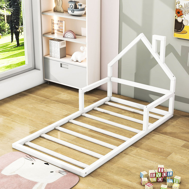 Inglesbatch Platform Bed, White, Twin