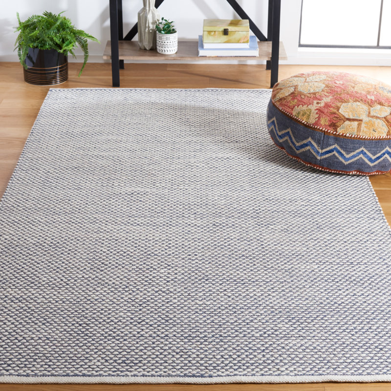 Cace Flat Weave Wool/Cotton Rug in Navy, Rectangle 4' x 6'
