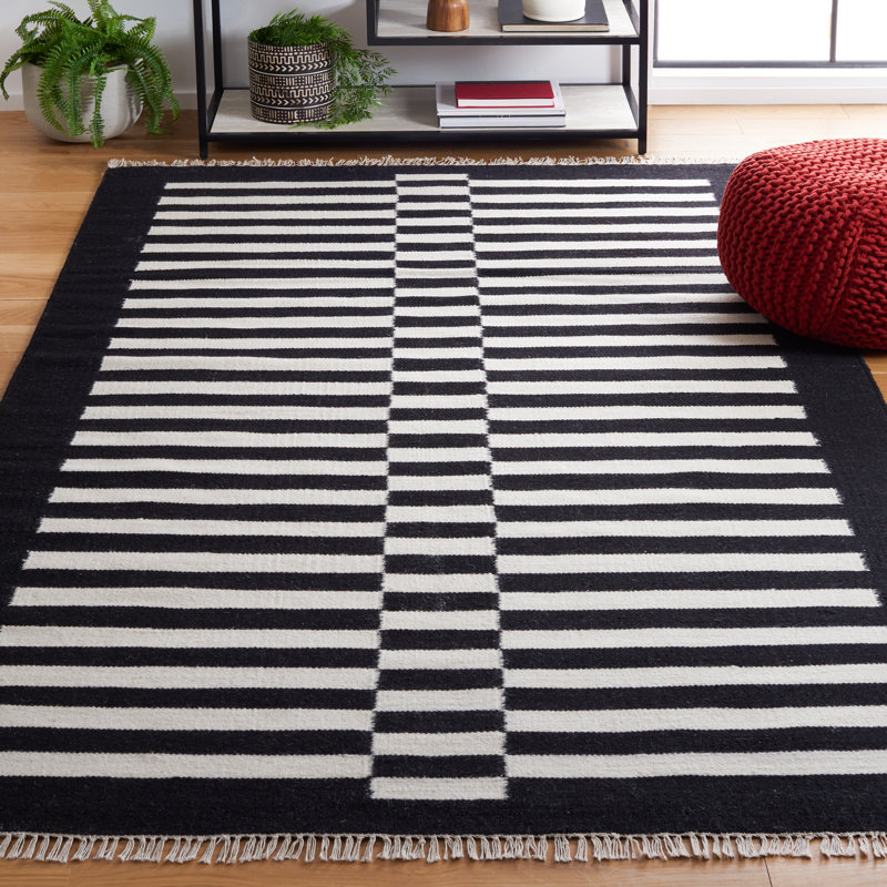 Delia Striped Indoor Rug, Rectangle 4' x 6'