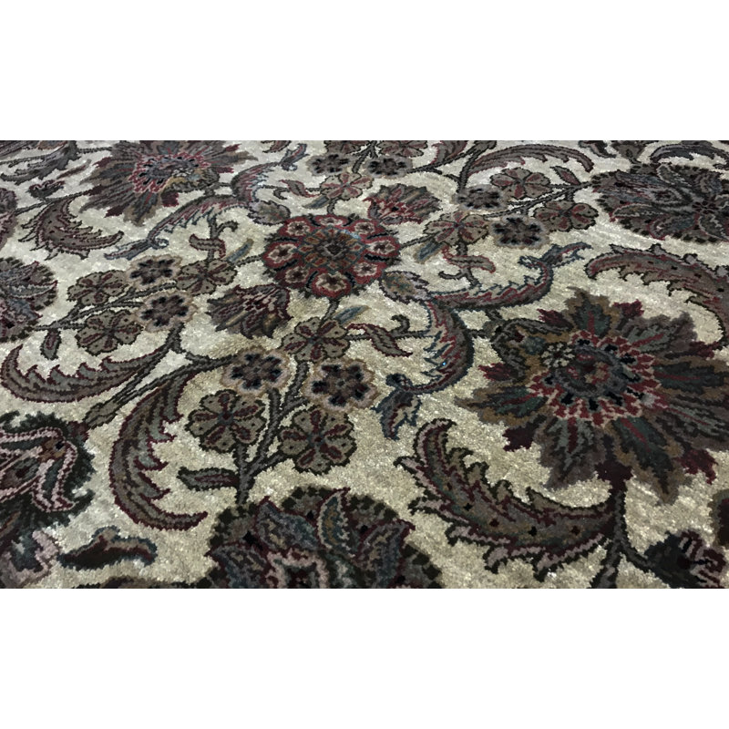 Tapis doré et noir noué à la main de haute qualité