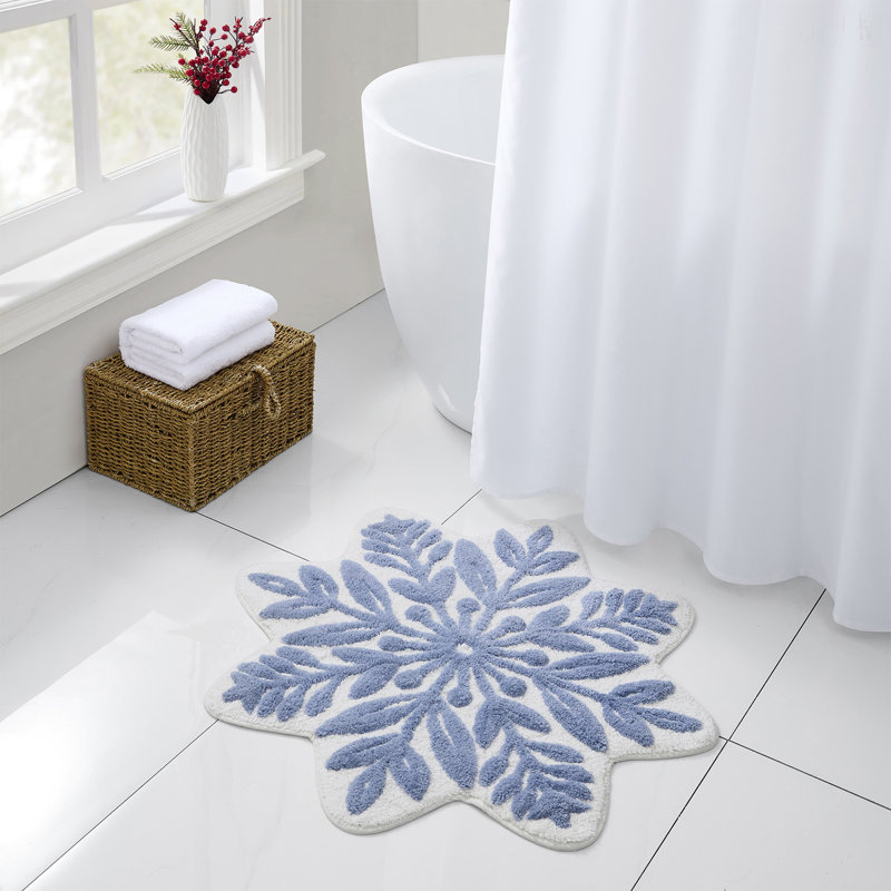 Hallmark Multi Snowflake Shaped Tufted Holiday Bath Rug, 30" Round