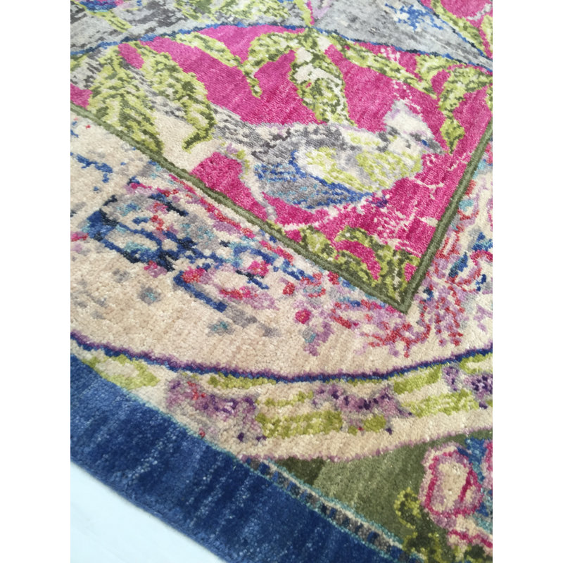 Sari One-of-a-Kind 4' Area Rug
