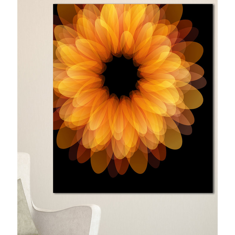 « fractal floral pétales on black », impression sur toile tendue, H 40 po x l 30 po x P 1 po