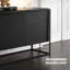 Armoire décorative noire à pousser pour ouvrir les portes