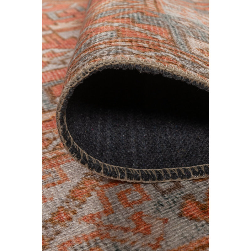 Tapis rouge Ottilie, Rectangle 3 pi 10 po x 5 pi 3 po
