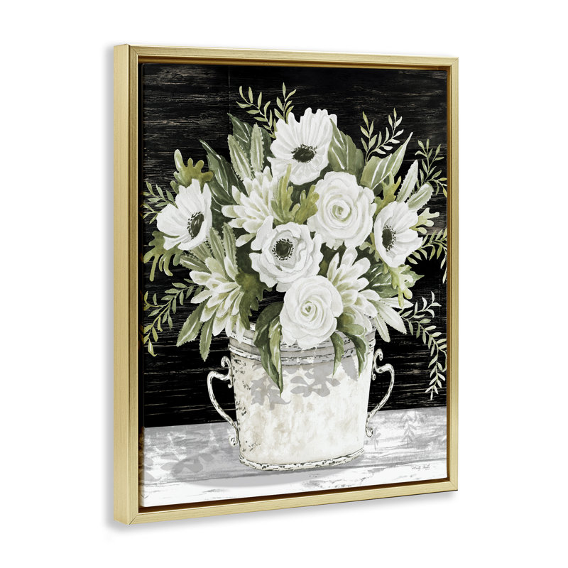 «White Flowers Country Tin» par Cindy Jacobs, Cadre flottant métallique doré, H 31 po x l 25 po