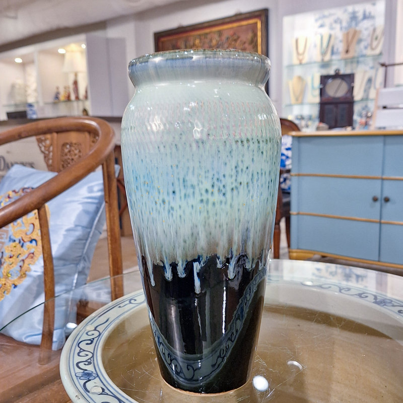 Porcelain Vase Transition Glaze