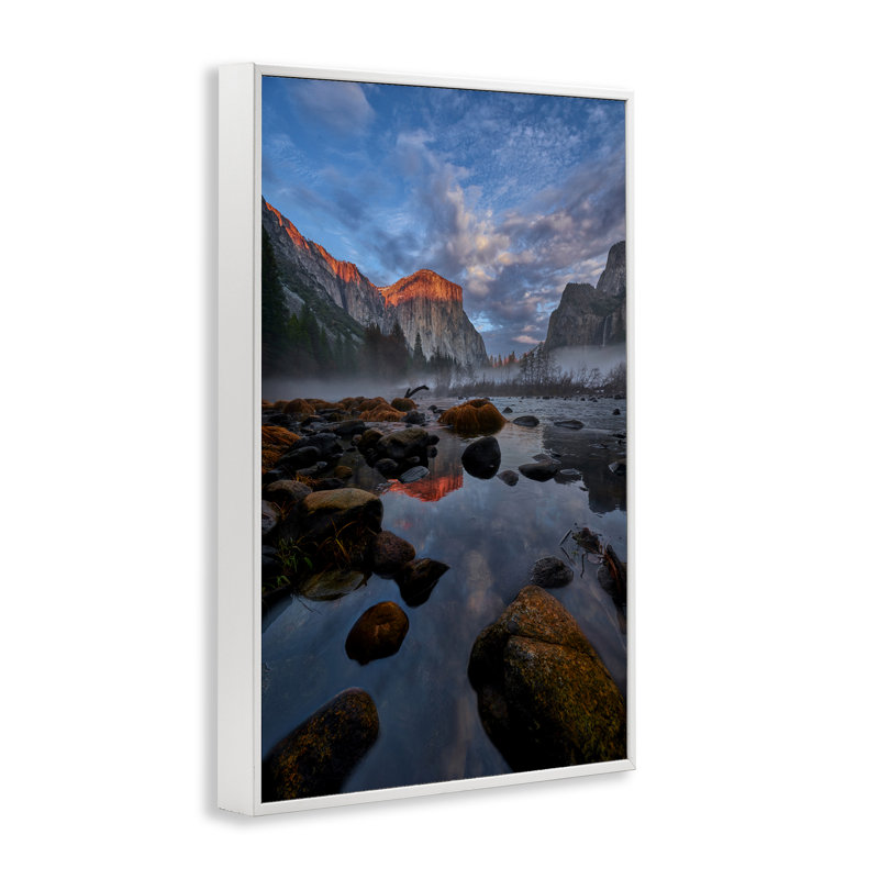 «Morning In The Yosemite Valley», estampe numérique, conception de Jon Evan, H 30 po x l 20 po