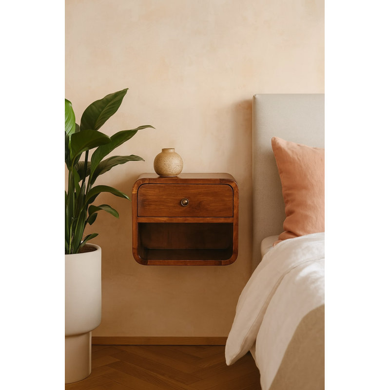 Table de chevet en bois massif Cuzzocrea, Chestnut