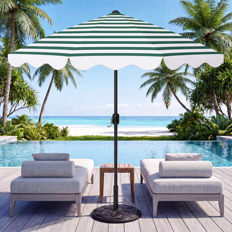 Parasol de plage à volants 8 pi avec base Wykisha